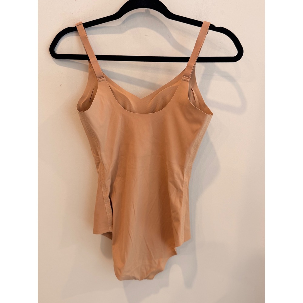 Honeylove LiftWear Cami Bodysuit Women S Nude Shapewear Built In Bra LWBS0101